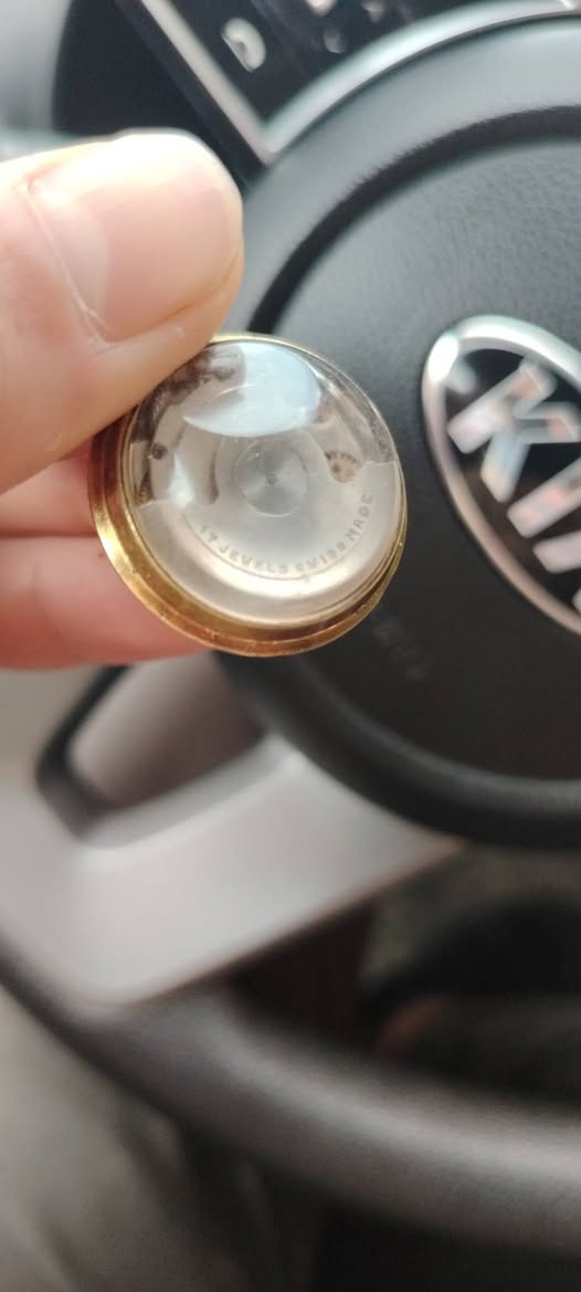 ساعه سويريه ام 17 حجرة
غير شغاله لعشاق الساعات القديمة تعود لفترة الخمسينات


**إذا كنت صاحب هذا الإعلان وتريد حذفه لأي سبب، رجاءا أرسل رسالة إلى الدعم الفني**