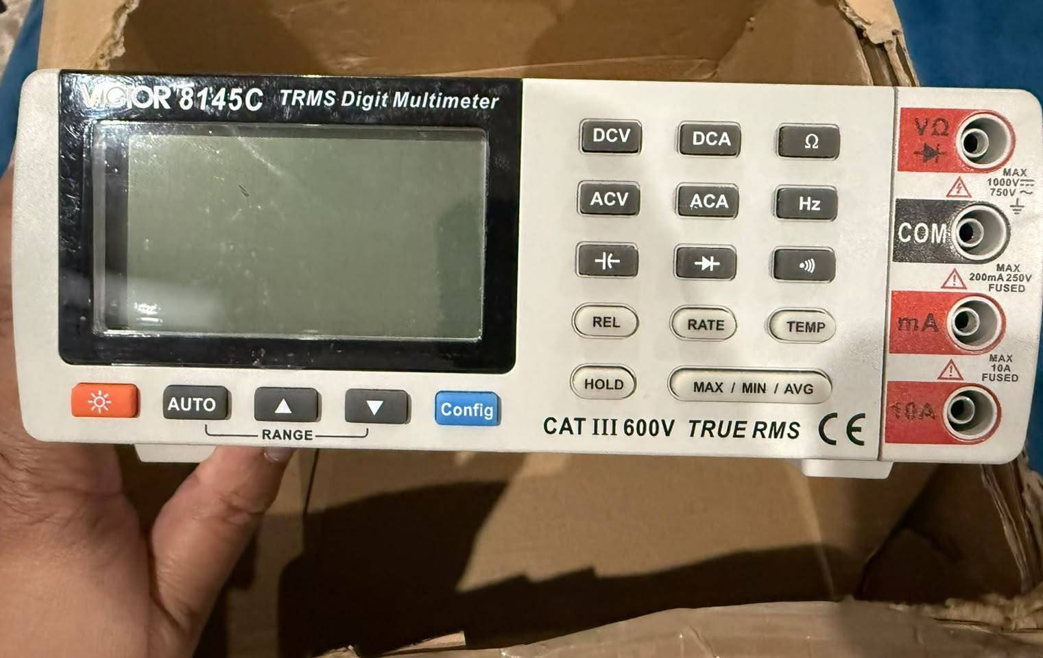 VICTOR 8145C

Digital  Multimeter

Abu Muhammad


**إذا كنت صاحب هذا الإعلان وتريد حذفه لأي سبب، رجاءا أرسل رسالة إلى الدعم الفني**