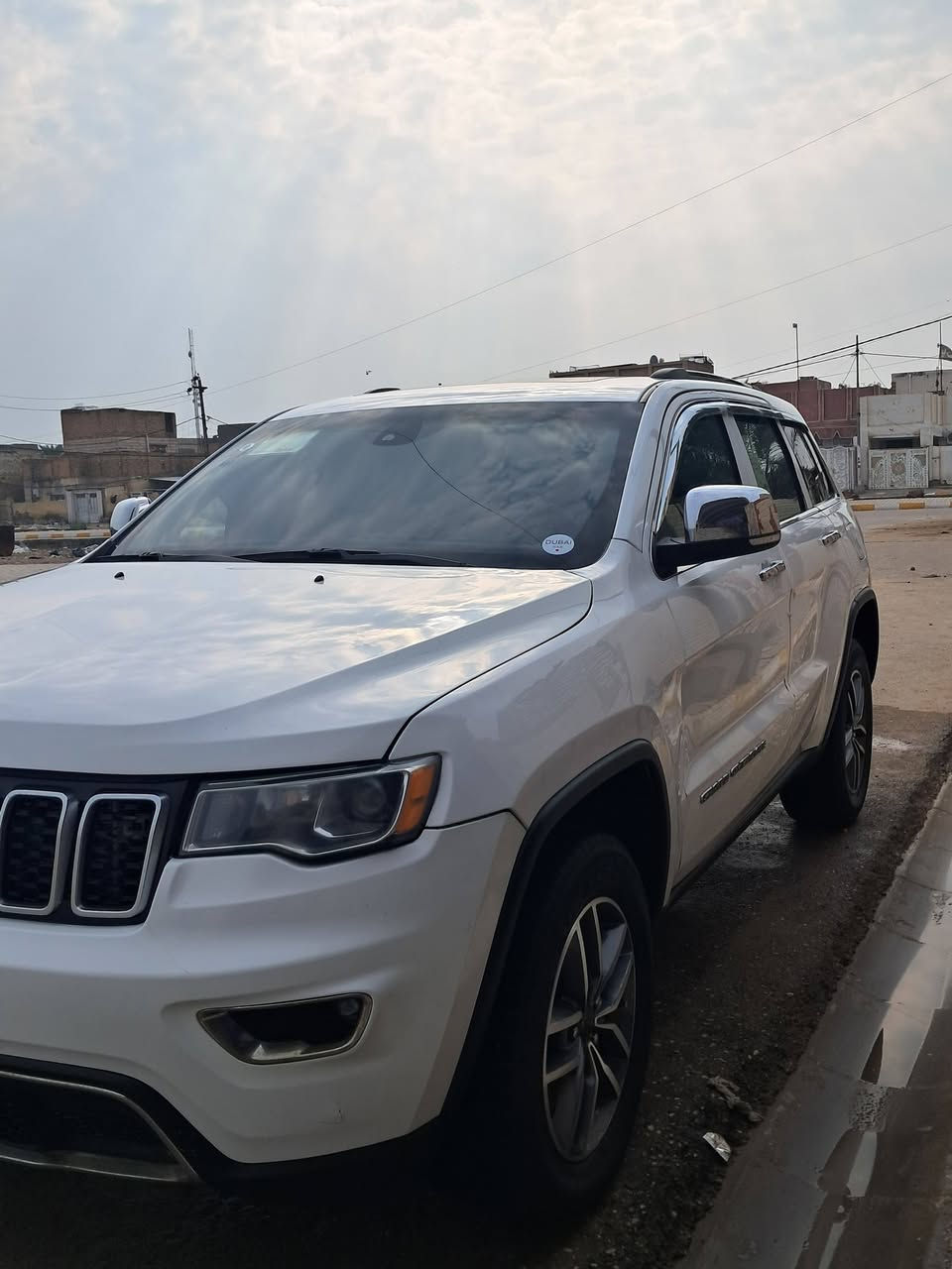 السلام عليكم ورحمة الله وبركاته،
جيب موديل٢٠٢١ لمتد نضيفه 
سياره بيهه فقط تبديل بنيد وجاملغ
رقمهه بغداد انكليزي بسمي تحويل مباشر 
مكينه 3600 6سلندر  جكات تصعد وتنزل،شاشه ذكيه جنطه كهربائيه وهواي مواصفات
السياره نضيفه على اخر حبايه ماتصرف عليها ربع
مكاني واسط قضاء الحي السعر ٢٢٠ قفل رقمي ***********
