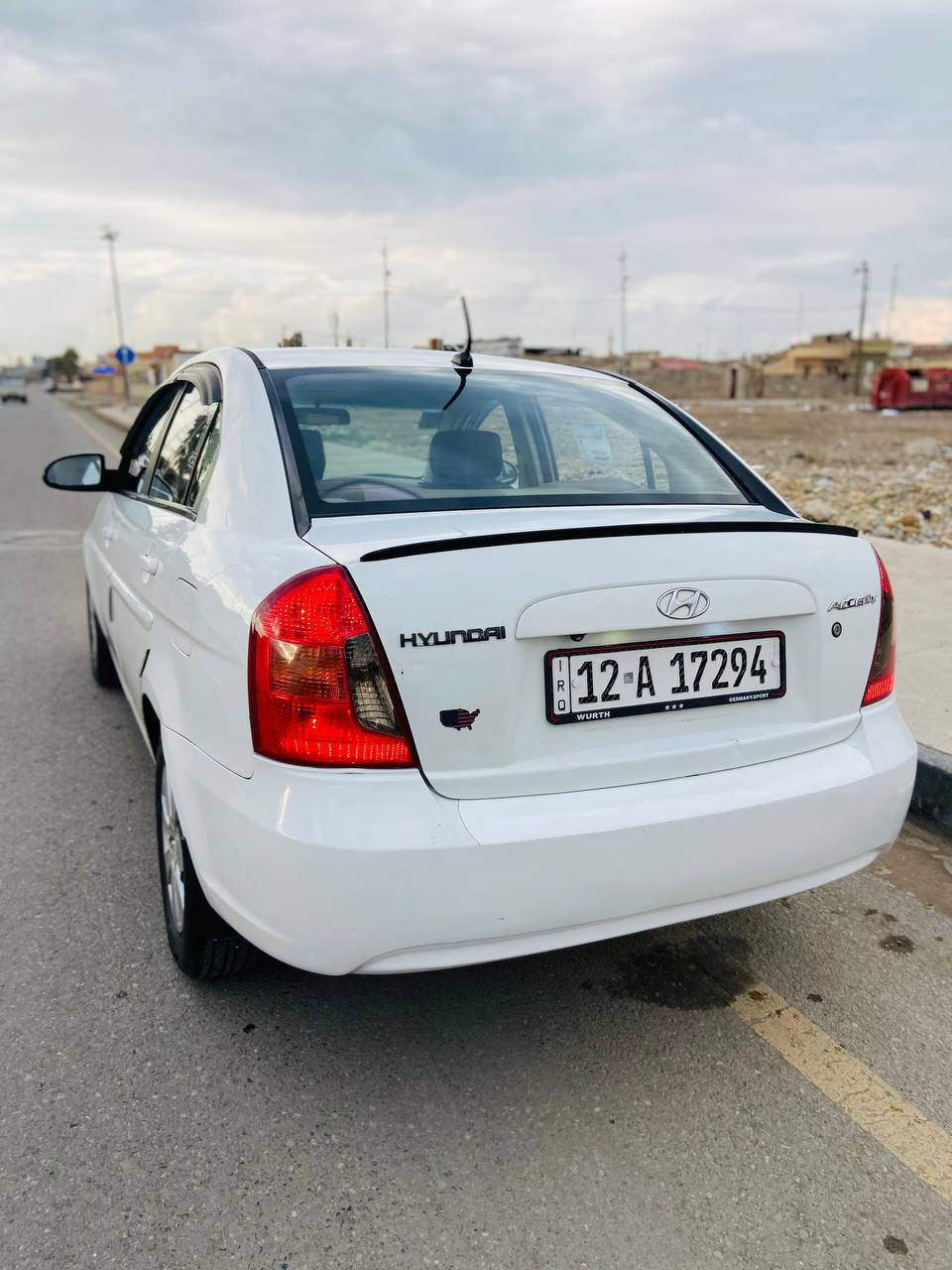 السلام عليكم
للبيع اكسنت موديل 2009 
رقم نينوى الماني شرط التحويل 
سنويه 2030 
هزه جديده 
كوبون بانزين ورقي
محرك 16 شرط لاصرف ولا نفخ 
كير توماتيك شرط 
تبريد ثلج 
تدفئه شرط 
جامات كهرب 
شاشه اندرويد 
كامره خلفيه 
تخم جديد اليوم بدلتو شرط السياره طبه 
باتري جديد 
تأيرات نضيفه
السياره بيها صبغ فقط الدوائر الخلفيه 
وبيها كرت على كد 4 اصابع يم قبغ البنزين

السعر 98 وبيها مجال للطيبين 
للاستفسار 
***********
***********
