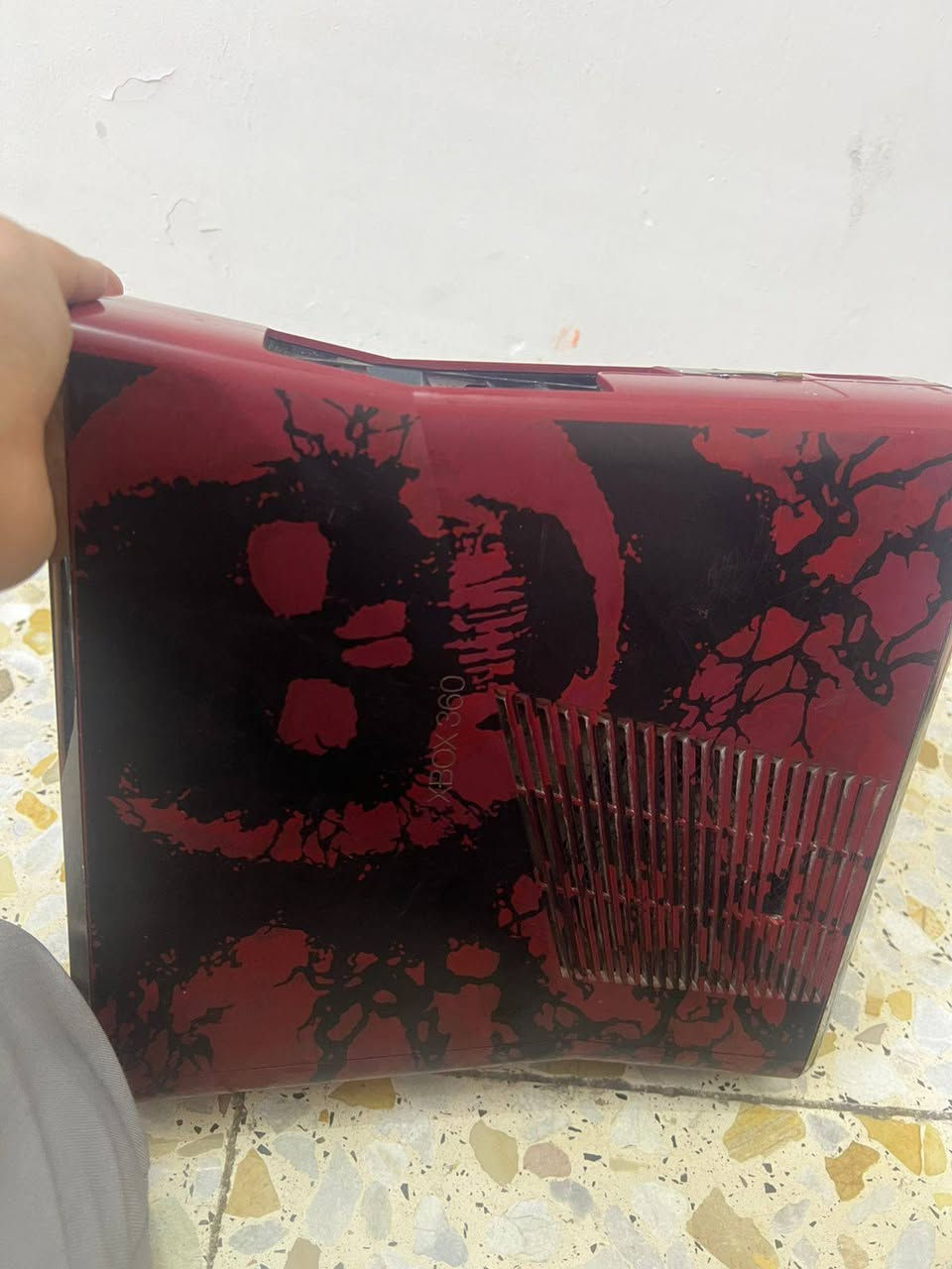 السلام عليكم بلي اكس بوكس 360 البلي خير من الله شغال صارلي شهر من خذيته وحتاجيت فلوس وريد ابيعه السعر خاص او ***********على هذا رقم مكان بغداد الحبيبيه
