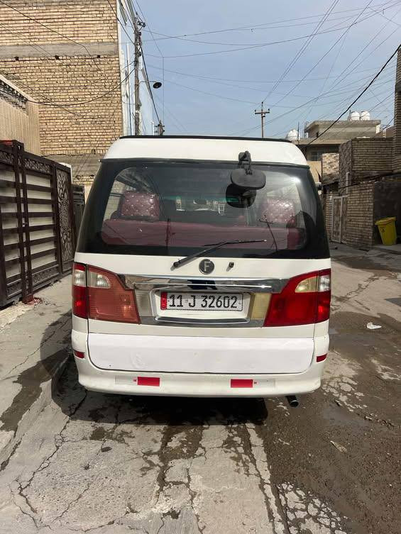 السلام عليكم فتون إف 14 مكينه كير اكسل تخم تاير دوشمه جديده منضومه غاز 80لتر مكفولة من الضربه والصبغ عده مكان الواقيات والدواير المكان بياع حي الموصلات رقمي ***********السعر 83وبيه مجال حك الجيه
