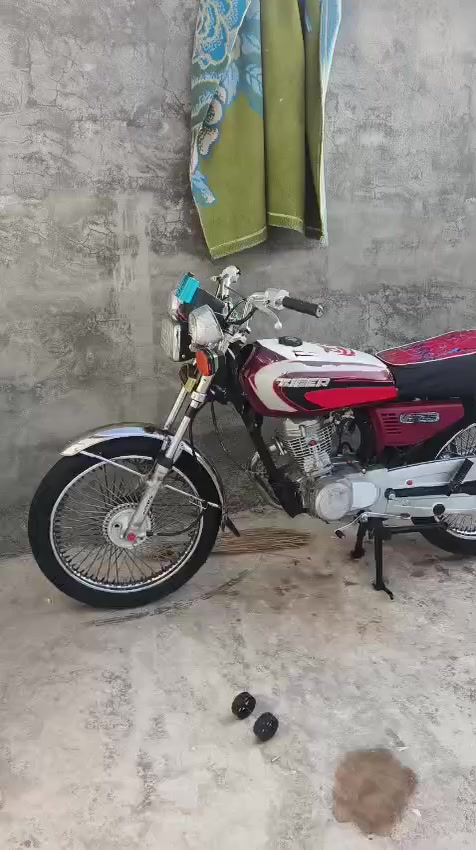 ماطور للبيع مجفت جديد لاصرف لابخار نضافه مثل مامبين بالصورة سعر 325وبي مجال قليل ‏‪ 0773 777 5314‬‏
