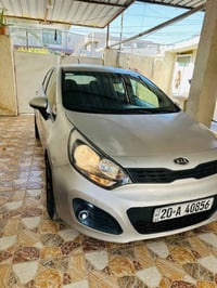 كيا ريو هاشباك  موديل 2012   رقم ديالى الانكليزي   وارد امريكي بيها 3 ...