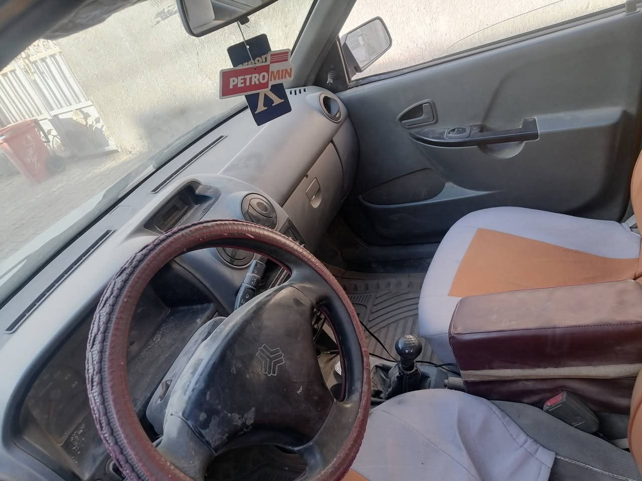 موديل ٢٠١٥مكينه وكير وتبريد كله جديد تخم تاير جديد كهربائيات السعر ١٥ مالكهه مااندله
***********
