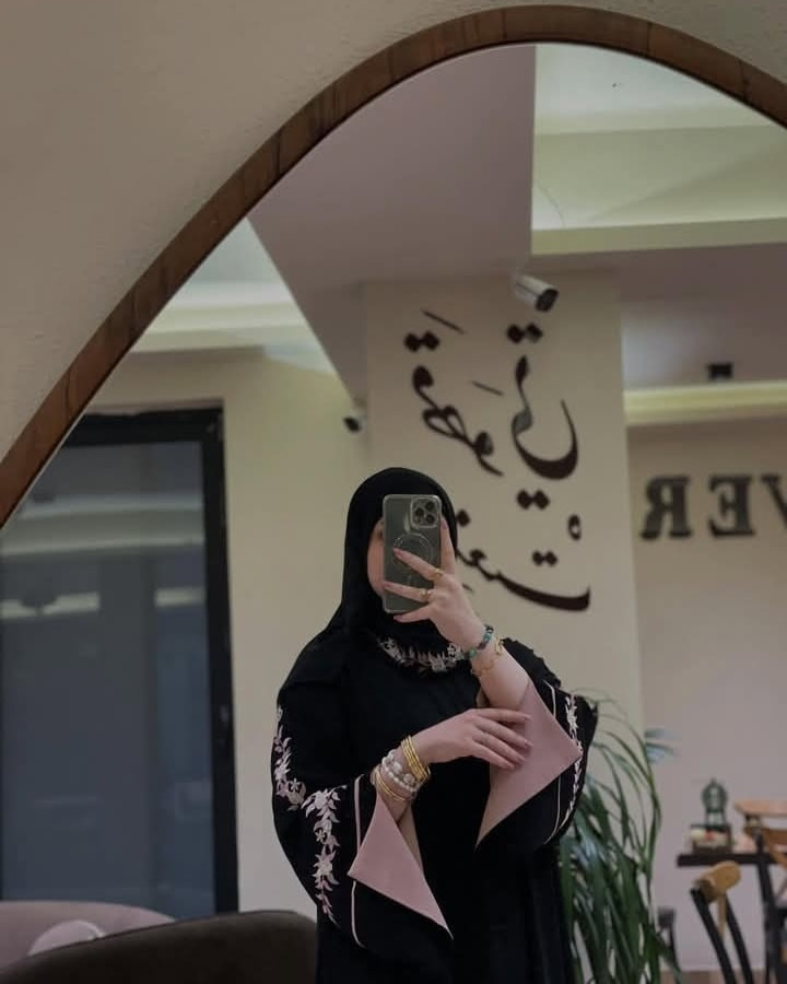 #مهندسي العالم في حيره من هذا التصميم #عبايه مع شاله #الخام #شامو اردني #العنوان بابل الحمزه الغربي مول المدحتيه طابق ثالث للتوصيل واتساب *********** #عبايات#ابوجون
