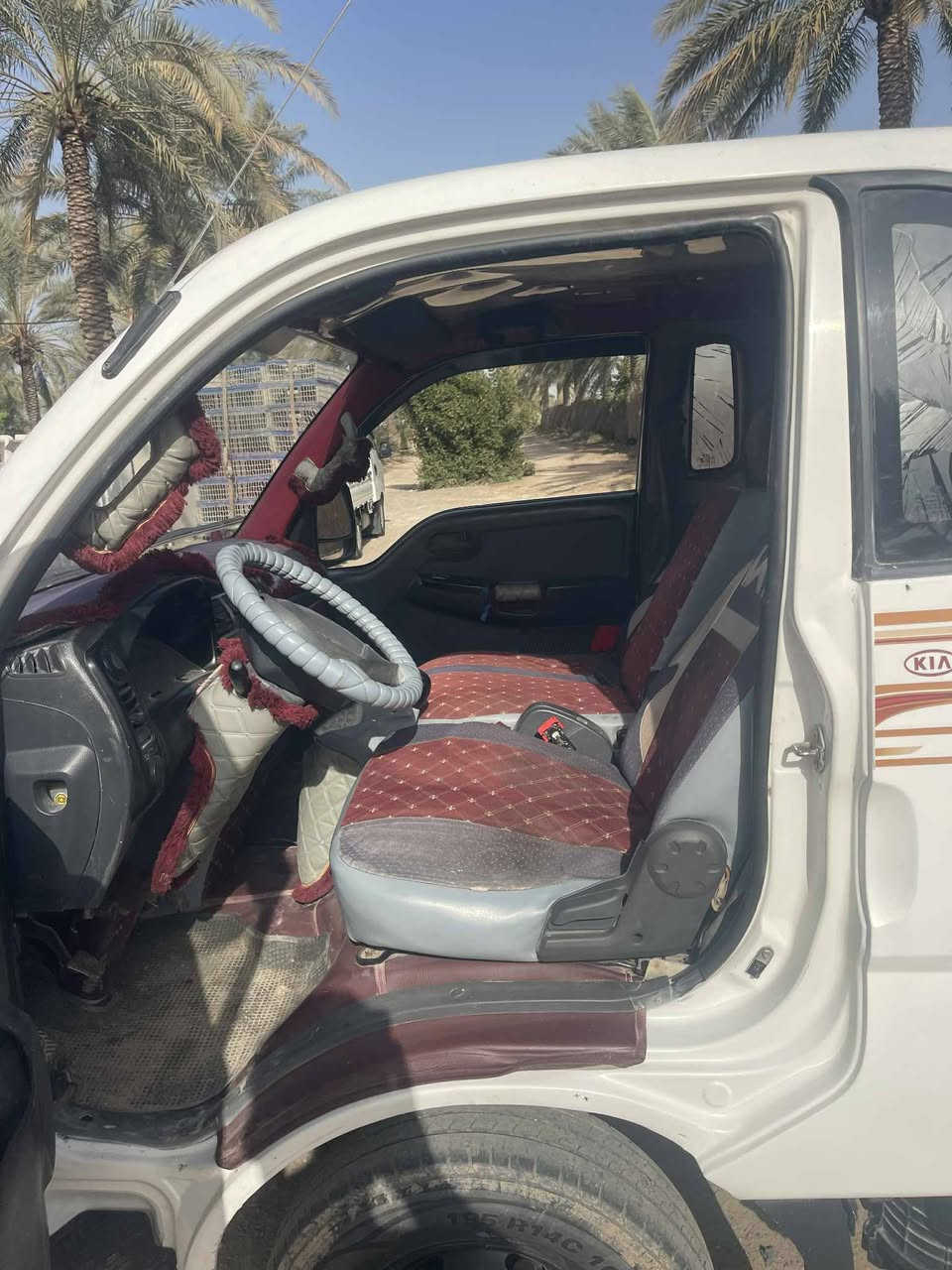 سلام عليكم ورحمة الله لبيع
كيه 2700
رقم بابل نكليزي تحويل ثاني يوم
تبريد ثلج 
حداديه خير من الله
تايرات خير من الله
سياره حله من الصوره  
مديل 2011 
رقم للستفسار *********** 
سعره98 وبيه مجال
