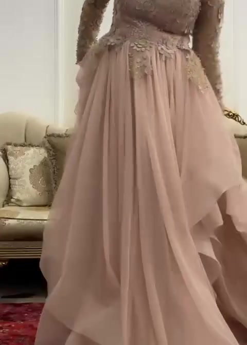 فساتين ملبوسه مره وحده مال حفله خطوبه 
توصيل متوفر تفضلو خاص


**إذا كنت صاحب هذا الإعلان وتريد حذفه لأي سبب، رجاءا أرسل رسالة إلى الدعم الفني**