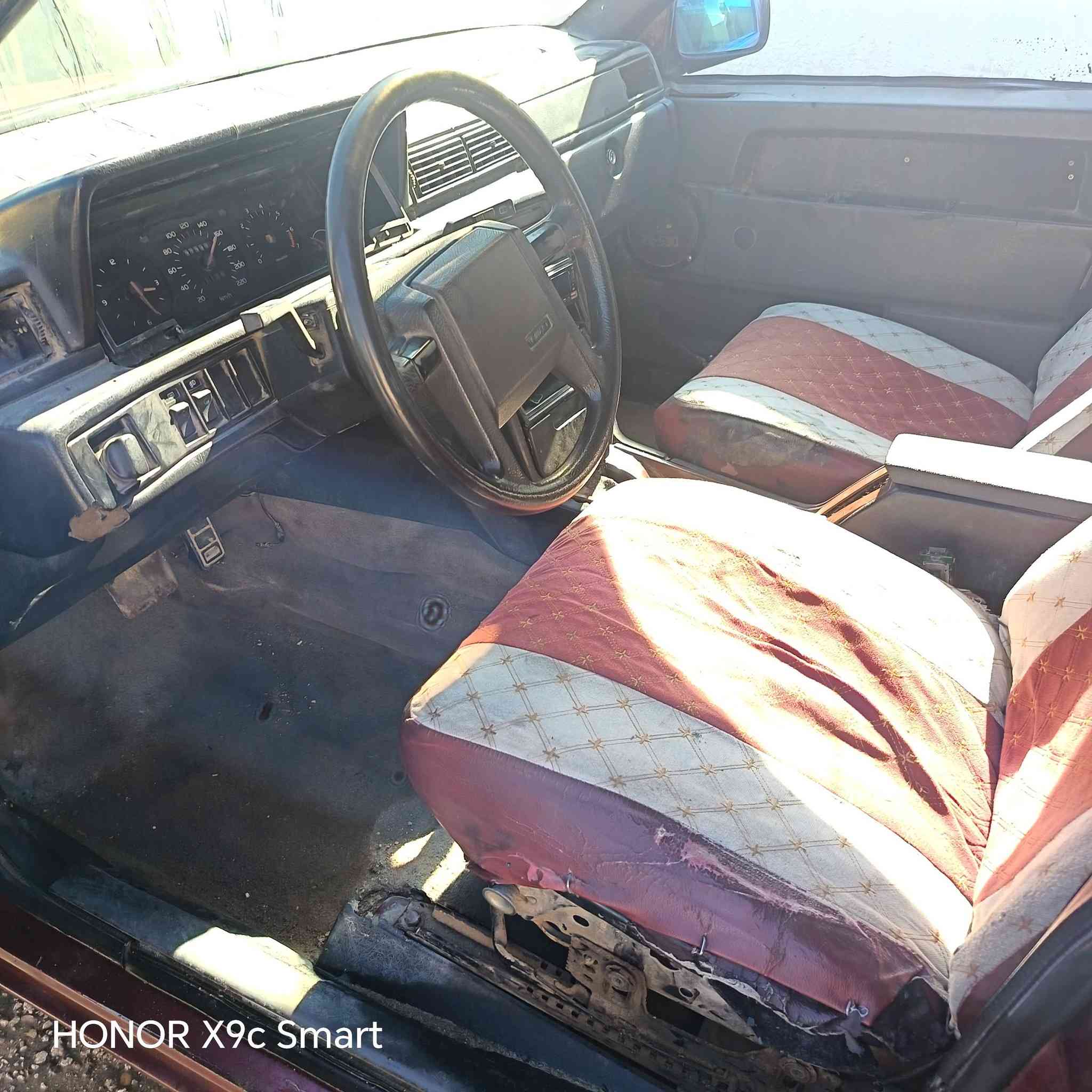 فالفو للبيع اوتماتيك رقم نجف بيه خيط بخار السعر ب ٣٠بيه مجال قليل  هاذ رقم الي يريده ***********
