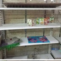 رفوف عدد 3 من هذا النوع للبيع للاستفسار الاتصال على الرقم  07746710770