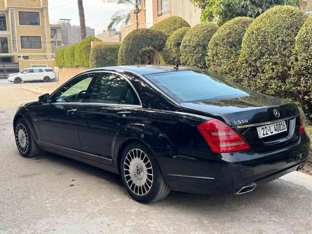 مارسدس 2010
صبغ جاملغ خلفي شبر بارد
مكينه كير مكفولات 
مكينه 8 سلندر 
سنويه هزه جديده بأسمي
فول 1/1 السياره جديده 

عنوان بغداد شارع فلسطين 
معروضه 200
*********** بغداد, العراق
