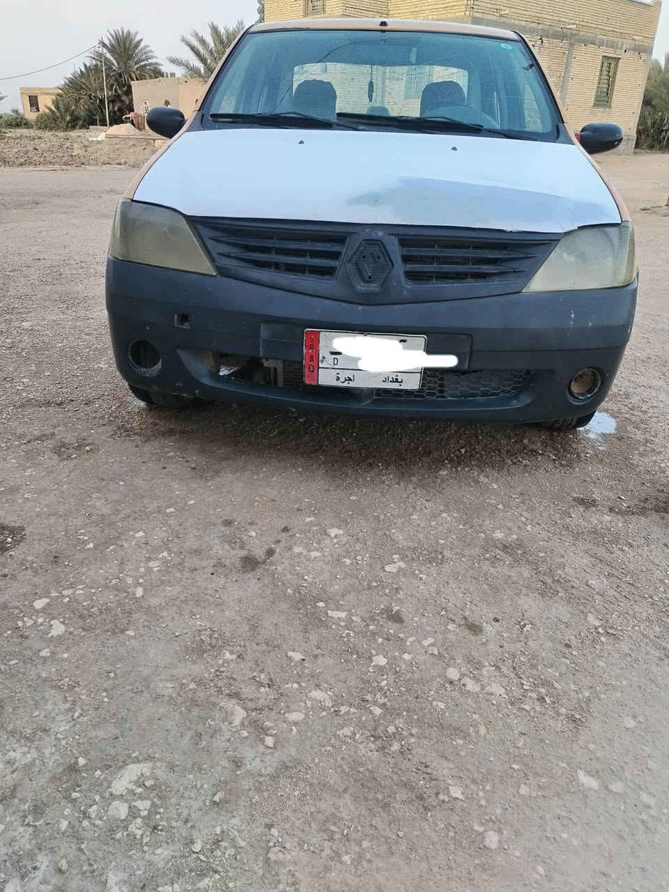 رينو لوكان للبيع مديل2010 سياره نضيفه كير محرك حداديه تخم تاير تبريد باور استيرن كشره نضيفه مصفره هيئه وغرامات سنويه للـ29 رقم بغداد مداور ثاني يوم السعر30وبيه مجال للشراي المكان السماوه_السوير 
الرقم ***********
