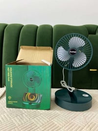 مروحة مكتبية محمولة قابلة للطي للتخزين، وتتميز بالآتي: تعمل على الشحن ...