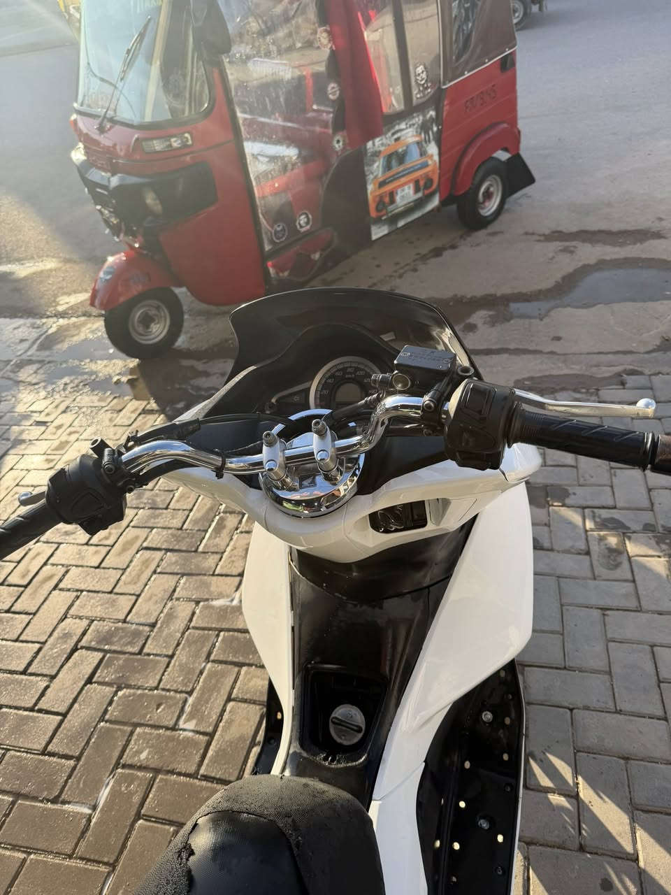 بيسي. اكس مكفوله كفاله عامه.
حساس ازدحام 

حساس ستان 

 

المكان بغداد الشعب السعر. 13$ وبيه مجال

***********
