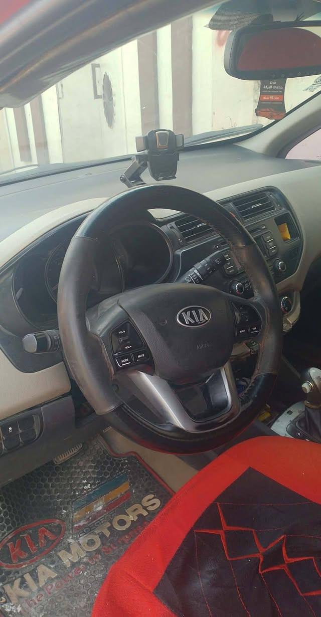 السلام عليكم
للبيع كيا ريو 2013 أمريكي🇺🇲رقم انكليزي هيئه وغرامات صفر سنويه ل 2031 تحكم ستيرن جهتين دشبول رياضي ليزري🎊
كابون تبادل بيه
تبريد ثلج ،🥶
تدفئه نار🔥
كير مال تفصيخ لك قبل شهر شاده 
طخم كله موبز أصلي 
ستيرن داخلي خارجي جديد تفصيخ مال كصه مع الكارت والماطور 
داخله كلش حلو ومرتب 
فرس وسطي أبو الجكمجه 
كير ترونك دبل كير يعني لمس واوتو 
اخوان السياره داخله بدون ضرر اهنا بالعراق امبدل بيه باب خلفي الورا السايق 
سعر 78ورقه وبيه مجال بسيط للطيبين وسلامتكم 
الاتصال
***********
مكاني موصل حي النور

