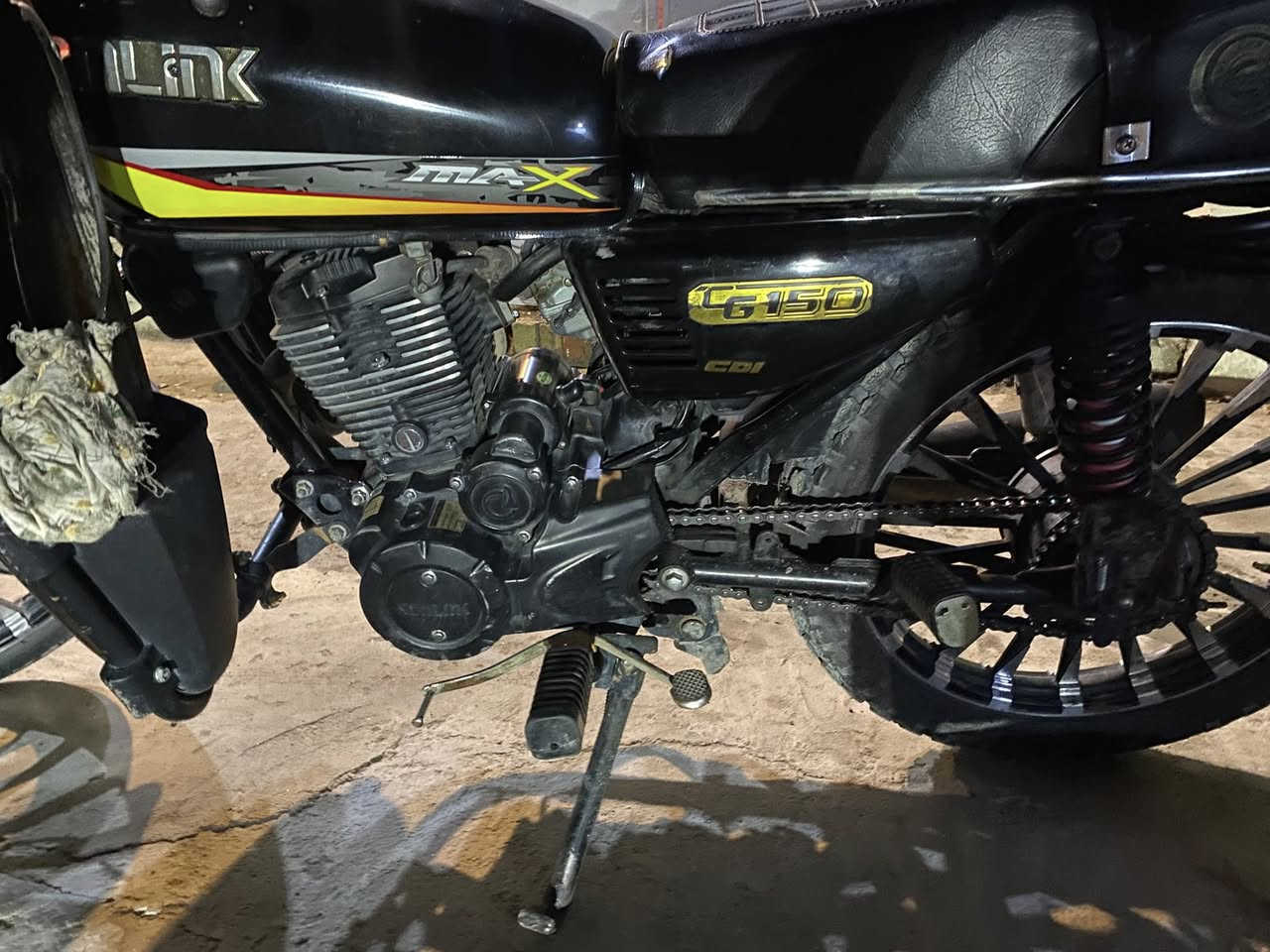 السلام عليكم دراجه  سونك 5 كير موديل 2024 اوراق كامله المكان بغداد الشعب السعر 650 وبيها مجال حك الجيه الدراجه خير من الله سلف هندر شغل واطلع الله شاهد (غير متواجد بلفيس مكلف بلنشر) رقم ***********
