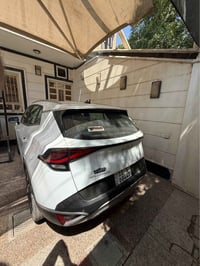 سبورتج ٢٢ كفالة عامة خليجي ماشية ٢٧ الف رقم بغداد   عنوان السيارة بغدا...