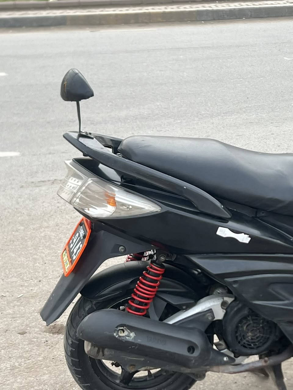 سكنس فحل كفاله عامه ممفتوحه جيب فيتر وتعال من باب البيت مكاني بغداد حي اور *********** السعر 500
