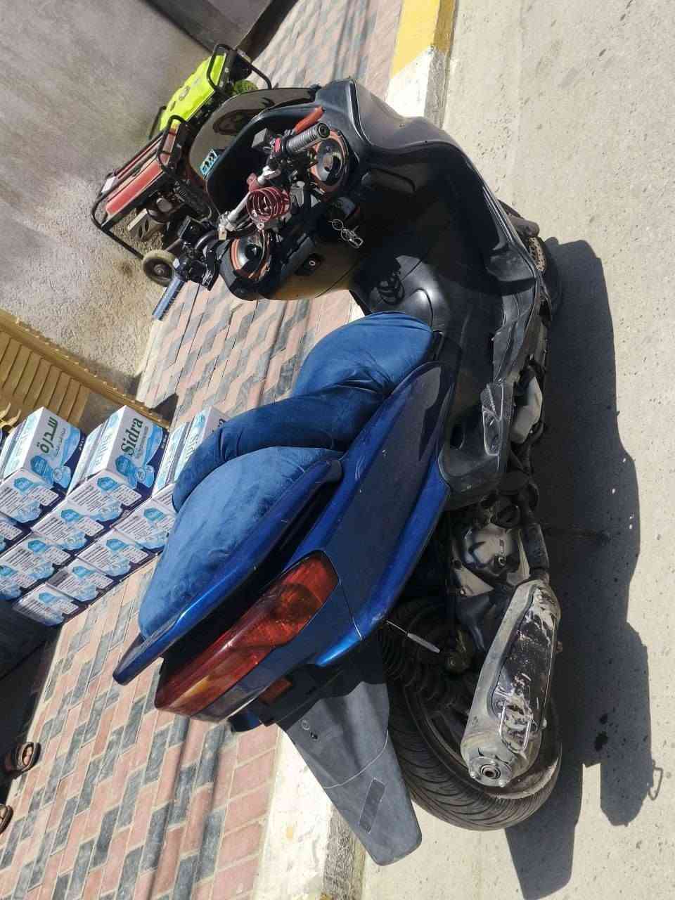 سلام عليكم ماجسته دبل رون للبيع محرك لاتنقيص ولا تبخير كهربائيات كله شغاله حماوه ثابته الشاميه.      السعر 450.        ***********
