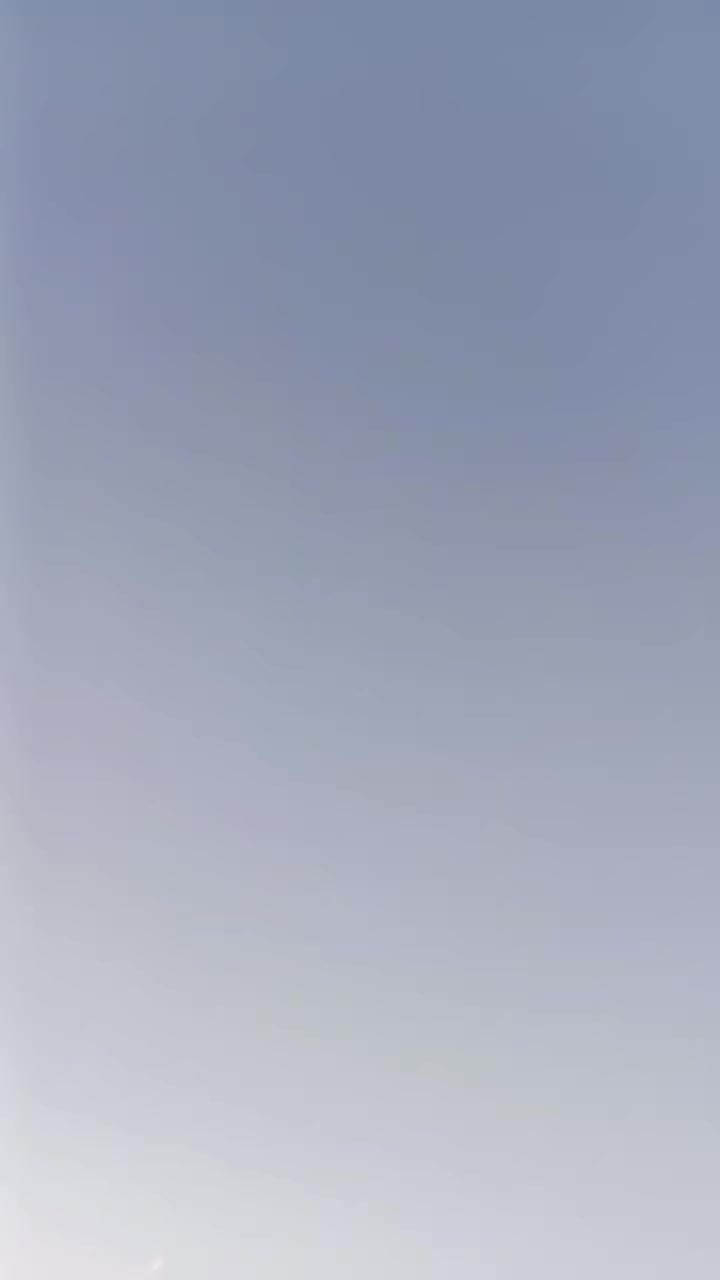 سلام عليكم  اتيكو للبيع سياره موديل 2006 سياره فول مقفوله كرين يونك مخالف سلايتين مكان  بغداد رقم***********
