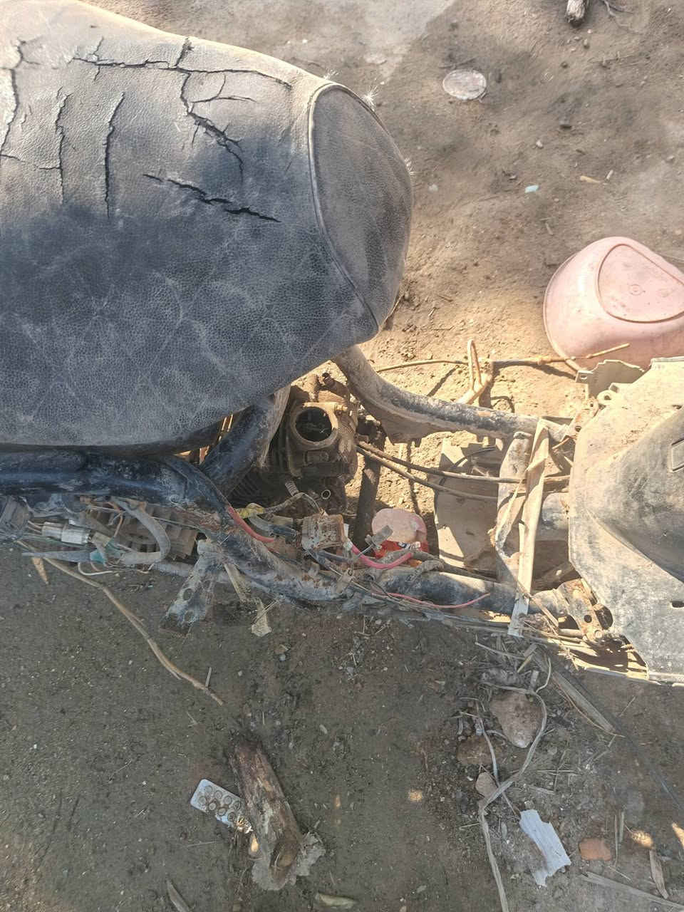 سلام عليكم 
كوم حديد 
السعر 50
*********** 
كربلاء الحر
