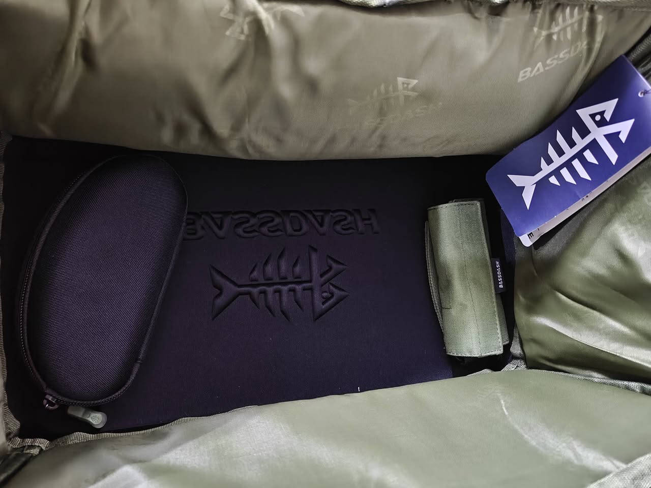 كلشي مميز جداً شنو تحتاج احفض الصورة وتعال خاص السعر أعرف سالفه الخاص ضوجون منها لأكن نشرت هواية كرؤبات ومالحك ارد على ناس تحياتي


**إذا كنت صاحب هذا الإعلان وتريد حذفه لأي سبب، رجاءا أرسل رسالة إلى الدعم الفني**