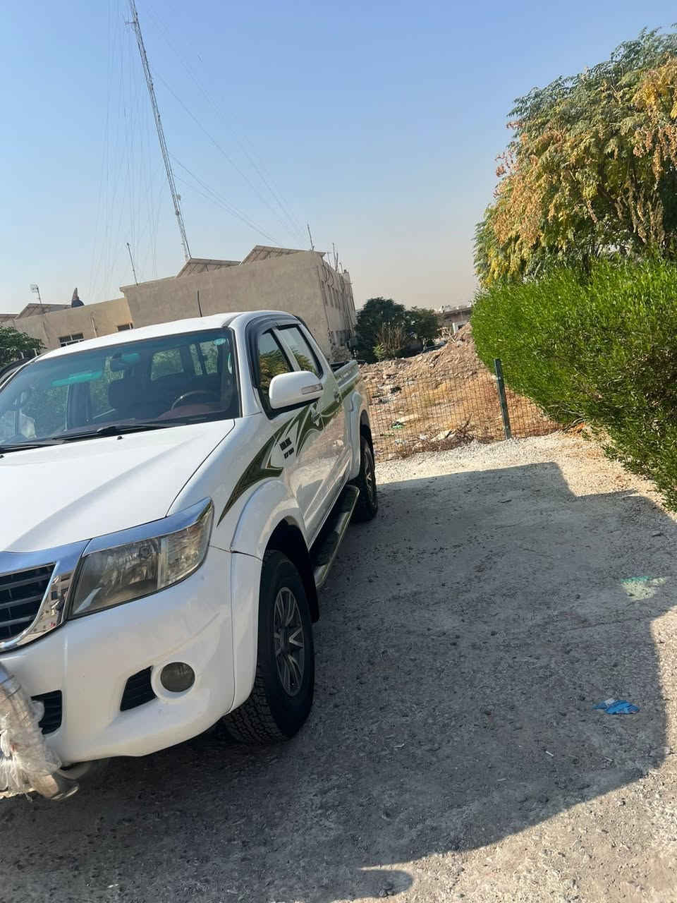 فور ويل 2012  اربيل سنويه جديده كير اوتماتيك بيها نص جاملغ خلفي وباردين ماشيه ٢٠٦ الف 
السعر ٢٠٨ 
***********
