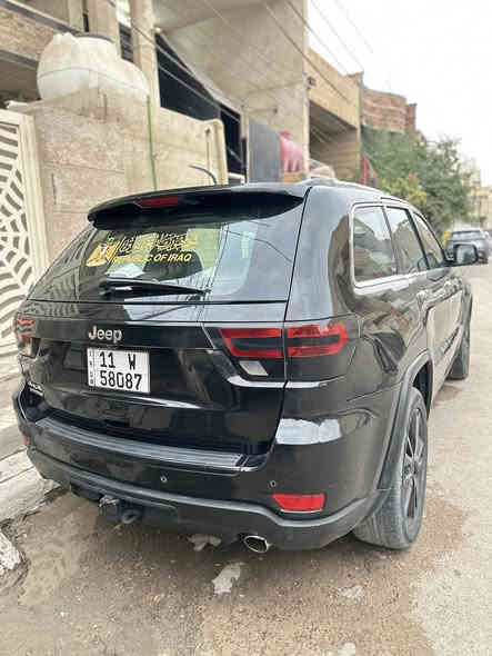 السلام عليكم للبيع جيب شيروكي 2013 لمتدد فول مواصفات رقم بغداد دولي تحويل مباشر هزه جديده
ب125وبيها مجال حك الجيه گير مكينه 3600 
6 سلندر باتري جديد 
تخم تاير كلهن جاهزات 
مصبوغه عام السياره 
مكاني بغداد 
***********
