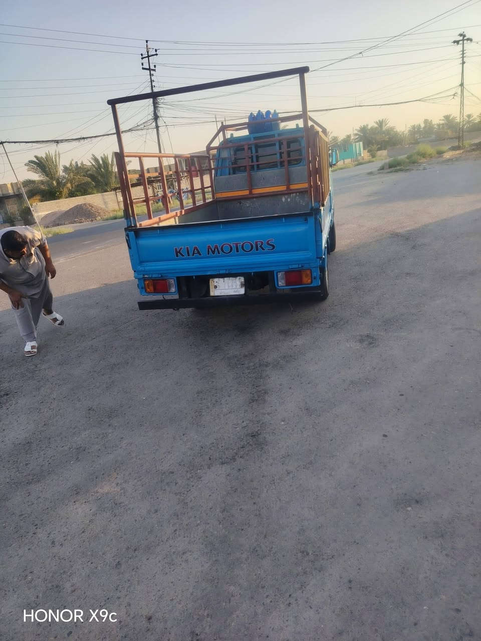 السلام عليكم ورحمه الله وبركاته.
كيا بنكو موديل 96 رقم بغداد

تعهد محرك وكير واكسن وشاصي مكان السياره ابي غريب الزيدان

***********
