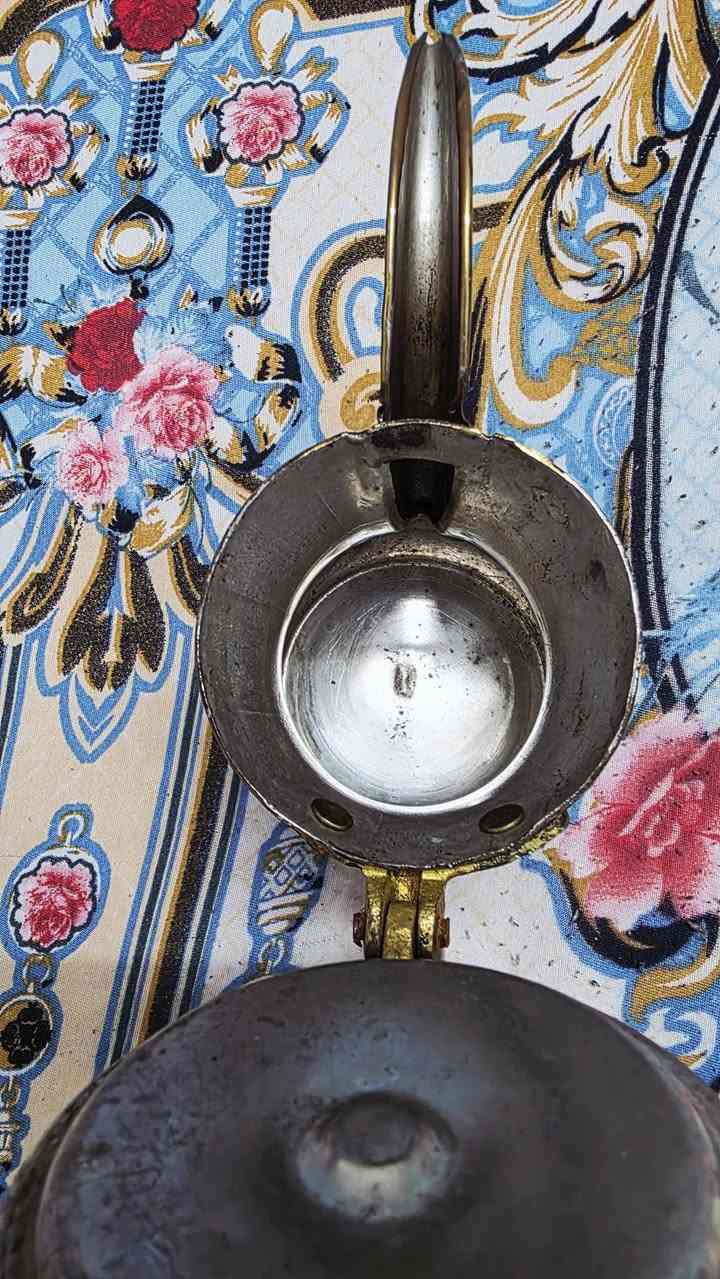 السلام عليكم
دله بغدادي مصب حجم ٢٥ باله غير مستخدم 
صناعه سوري الثقيل ٢ ملم 
٣٠ الف وبيهه مجال 
عنوان بغداد / شعب


**إذا كنت صاحب هذا الإعلان وتريد حذفه لأي سبب، رجاءا أرسل رسالة إلى الدعم الفني**