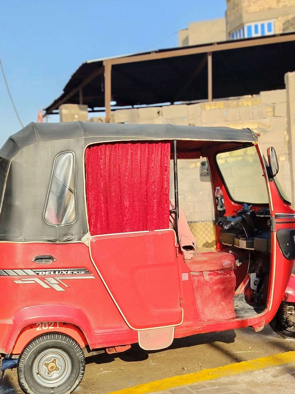 ا
السلام عليكم تكتك مديل 2021 رقم و سنوية 
تكتك مبدل بيه بس سلندر محرك
سعر 7 ونص و بيه مجال
عنوان الحيانيه منْطقه ثاني
 ***********
موجود بس واتساب
