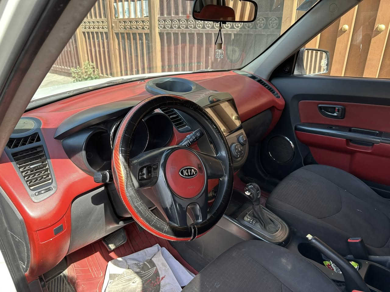 صول موديل ٢٠١٢ خليجي مصبوغه حزام بدون اي دواخل مكينه ١٦٠٠ دوش ماشيه ٩٧ سياره جاهزه رقم مميز بسمي مكاني الدوره السعر ٨٥ بيه مجال قليل هاتف ***********
