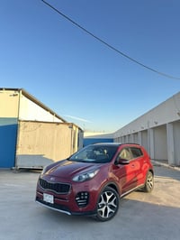 كيا سبورتج 2018 مكينه2000تيربو فول 1/1 SX اعلى فئه بصمه  بانوراما تدفئ...