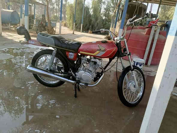 سلا عليكم شباب دراجه البيع 25كلك مكفوله كفاله عامه دراجه قبل فتره ممعمرها ع ايدي
مكان الدوانيه السدير
078474 66167
