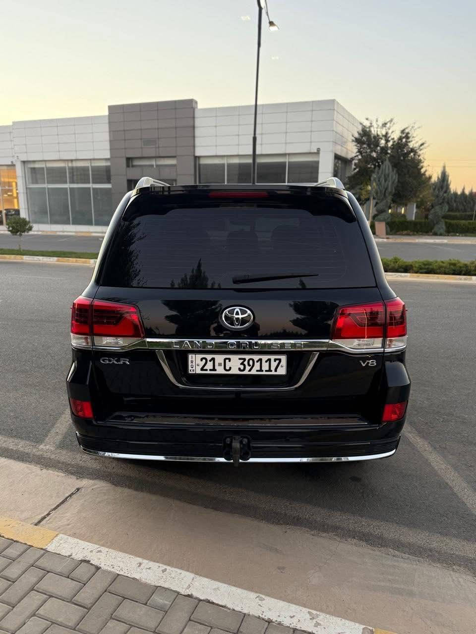 لاند كروزر موديل2020.GXRمحرك6سلندر سعه4600.مكفوله كفاله عامه عنوان سليمانيه السعر520بيها مجال***********/***********وبيهن واتس
