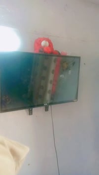 تلفزيون • إلكترونيات • للبيع