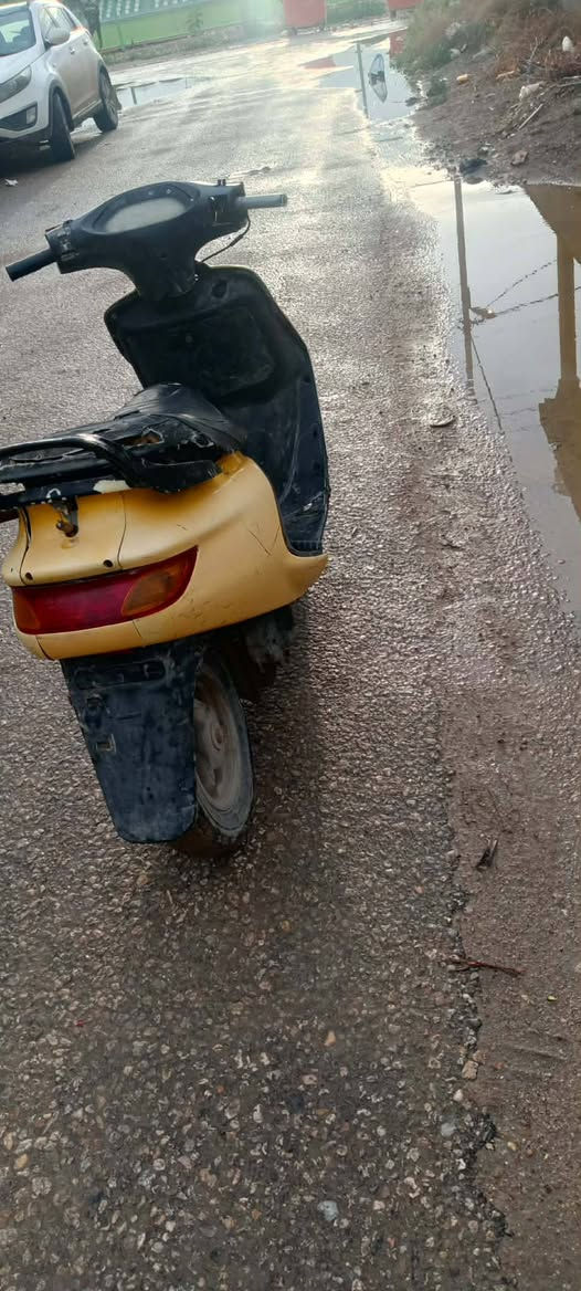 السلام عليكم
دراجه فراشه نثيه مكينه مفتوحه 
دراجه شغاله  نكره كفراته نضيفه 
جاهزه  بس بيه براغي الصالنصه مسولكه 
السعر 170 وبيه مجال للشراي 
عنواني الديوانية مهناويه 
للستفسار 
‏‏‪***********‬‏
مكلف بل نشر
