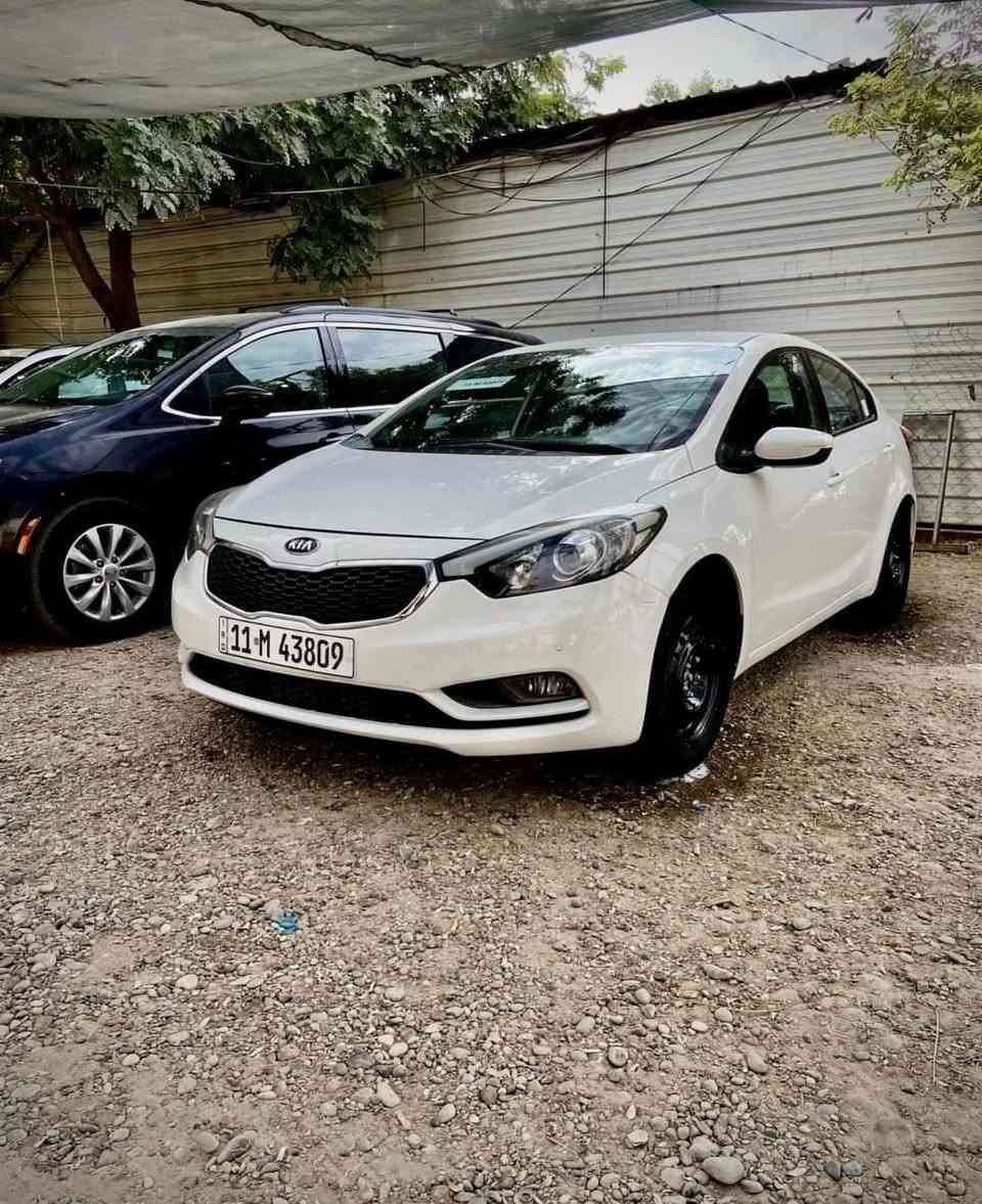 سلام عليكم سيرتو موديل 2014 مكفوله كفاله عامه عده شبر بل الجاملغ الخلفي السايره ترايك للبصره  مكينه 2000 
***********
