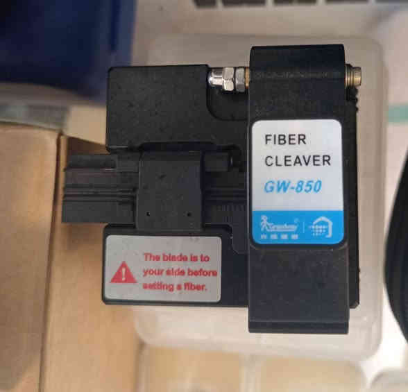 Fiber Cleaver GW-850 – خيار عملي لأعمال الفايبر

إذا تريد أداة موثوقة وبسعر مناسب لأعمال الألياف الضوئية،
Fiber Cleaver GW-850 يوفّر لك أداء ثابت ونتائج ممتازة ✅

🔩 شفرات Fiber Cleaver – دقة متجددة لعمل احترافي

للحفاظ على أعلى جودة قصّ في أعمال الألياف الضوئية،
شفرات Fiber Cleaver الاحتياطية هي الحل الأمثل ✅

Fiber Cleaver GW-950 – دقة واحترافية بعالم الألياف الضوئية

إذا تبحث عن قصّ نظيف ومتقن للفايبر،
Fiber Cleaver GW-950 هو الاختيار الأمثل لفنيّي FTTH وFiber Optic ✅
 

📞 تواصل معنا للمزيد من التفاصيل والعروض الخاصة

📍 العنوان:
شارع الصناعة، قرب فلكة رئاسه الجامعة التكنولوجية
لا تفوّت الفرصة! اطلب الآن
للطلب أو الاستفسار:
📞 ***********
📞 ***********
✉️ info@etsiraq.com
