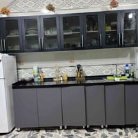 كاونتر • نظيف • مستعمل سنة