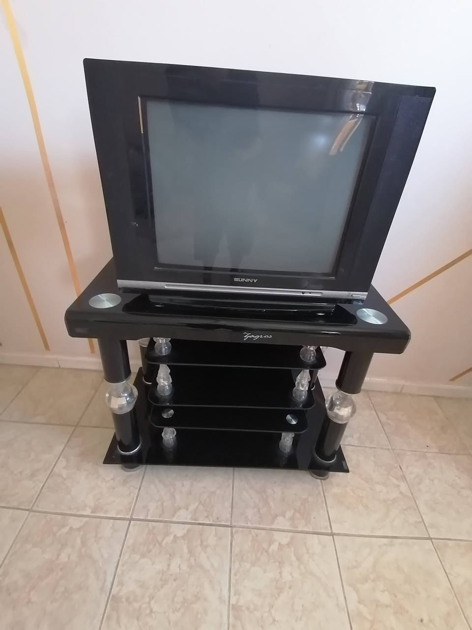 سلام عليكم.... ورمضان  مبارك عليكم 
مكلفه بالنشر. 
غراض للبيع. ثلاجه. نضيفه ماداخله مصلح.  
حجم. 12-----بسعر  250
غساله ملابس. حجم 75الف
طباخ.  4عيون شغال.. بسعر 50الف
ميز مع تلفزيون. ب90الف
ليعجبه اي غرض يراسلني خاص.  .....


**إذا كنت صاحب هذا الإعلان وتريد حذفه لأي سبب، رجاءا أرسل رسالة إلى الدعم الفني**