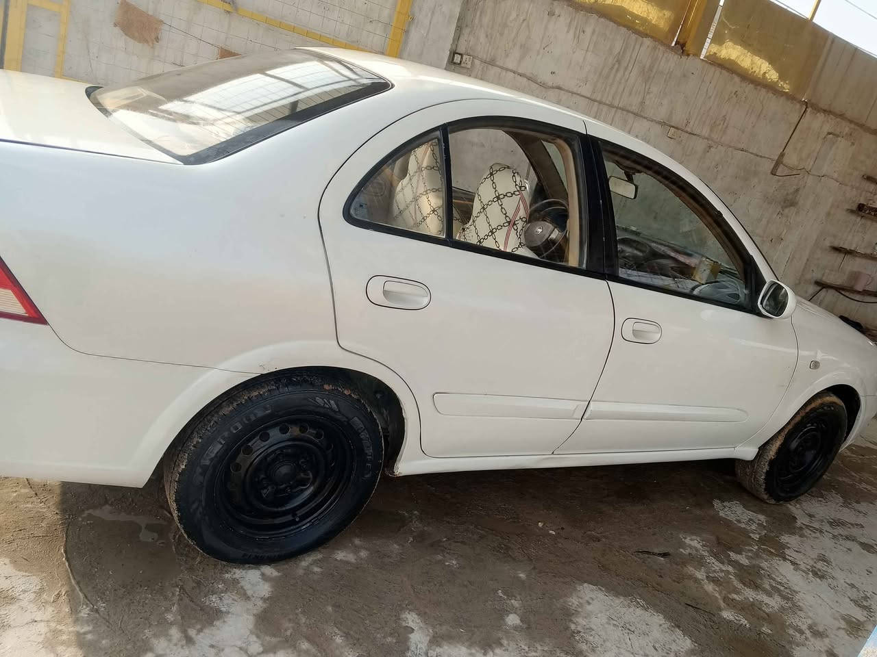 نيسان صني مديل 2008 سياره حلو مرتبة تبريد وي سويج من كلشي جاهزه
رقمه نجف مالك هم بلنجف 

السعر 85وبيه مجال 
للاستفسار *********** النجف, العراق
