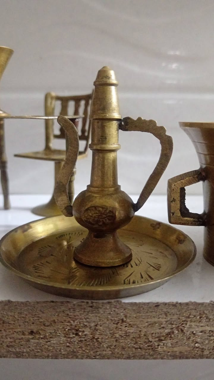 نحاسيات قديمات انتيكه كل طخم سعر شراي خابرو عل واتساب ***********هاذارقمي لبيع
