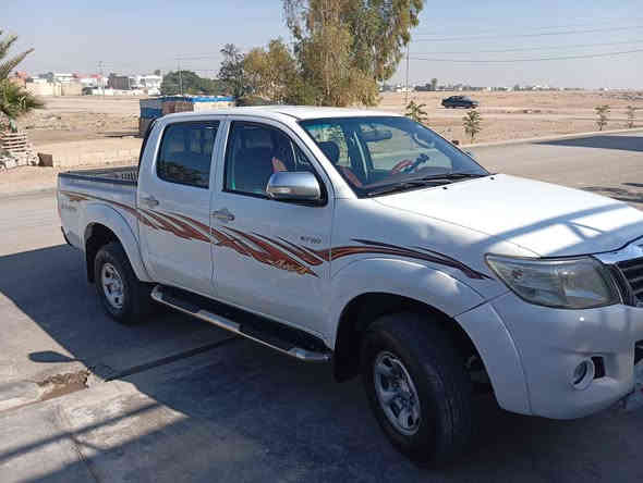 تويوتا هايلوكس للبيع موديل 2013
ماشية 291 الف مابي صبغ بس بارد امخلي سونار رقم و سنوية جديد للاستفسار خابر 
رقم *********** كيفري
