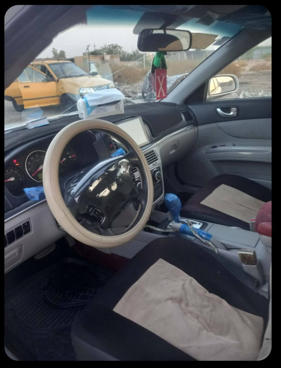 السلام عليكم سوناتا ٨ امريكيه ضرر جاملغ خلفي بدون دواخل سياره جاهزه من كلشي رقم بغداد الجديد كير ومحرك حاويه وشرط الفحص تدفئه وتبرد ثلج شاشه وكامره كشن كهرباء تحكم ستيرن حداديه امامي وخلفي جديد تخم تاير جديد صبغ حزام ع أيدي وعندي صور قبل الصبغ السعر ٩٣ وبي مجال حك الجيه بس ٦ سلندر جاهزه للأخير والله العظيم فلس واحد مذب عليه وكل الكلام بشرط وغير الكلام حتى كروتك عليه مكان سياره ديالى الخالص *********** ماعجبتك نورني بكلمه حلوه مثل وجهك الطيب وشرط التحويل سنويه لل٣٠
