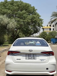 تويوتا كورلا للبيع 2025 شكل خليجي كفاله عامه ماشيه15 الف فول مواصفات  ...