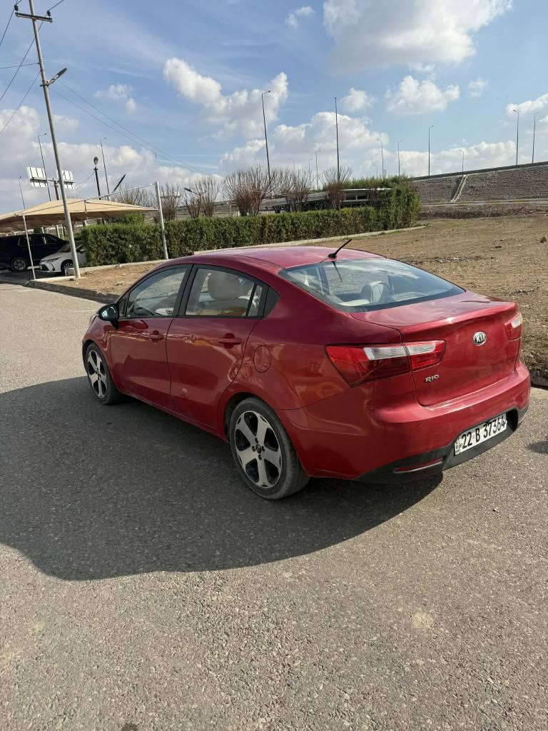 كيا ريو 2013
قطعه 1 صبغ باب صندوق خلفي دون دواخل
مرايا كهربا
محرك وكير بشرط
تحكم ستيرن
شاشه وكاميرا خلفيه
سنويه 2027
*********** رقم تواصل بيها مجال أربيل, العراق
