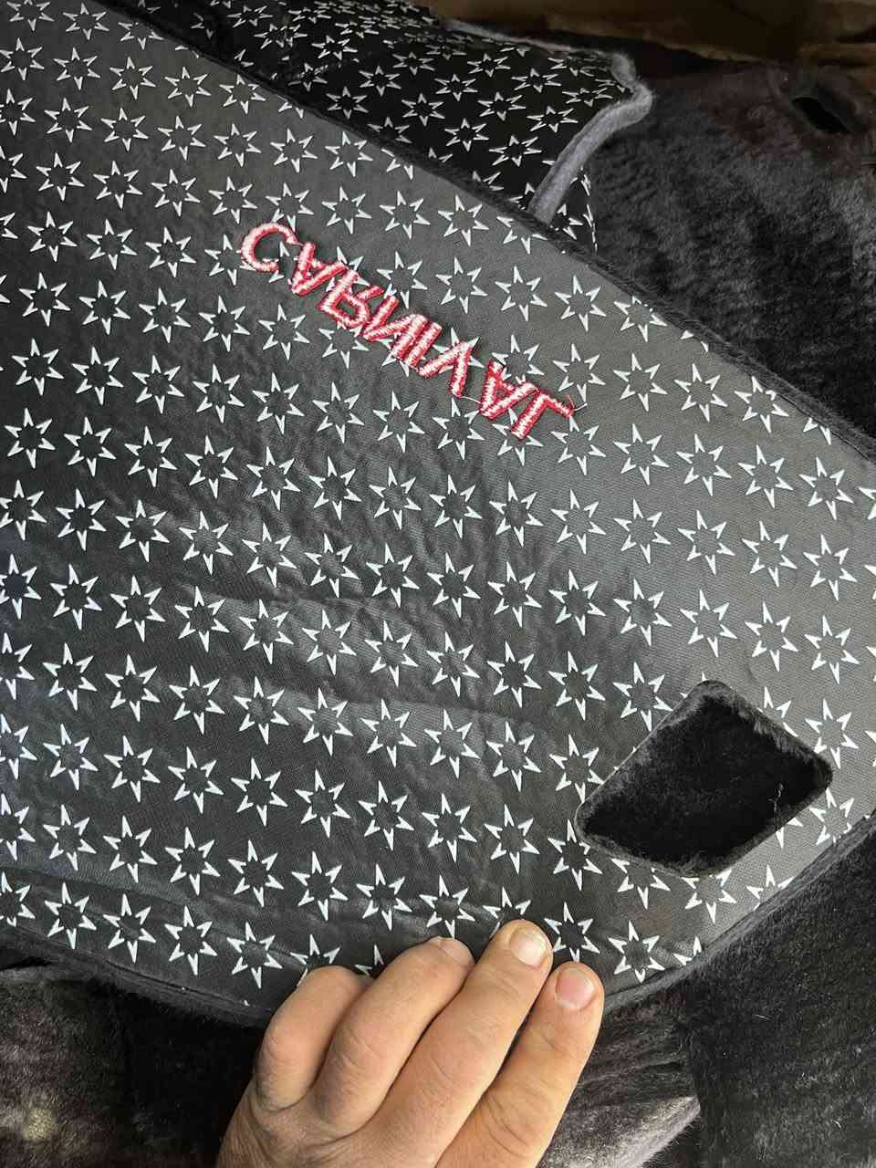 السلام يوجد كاربدت دشبول كيا كرنفال موديل 2024  سعره 15 ًمع توصيل جميع المحافظات ***********
@إشارة@
