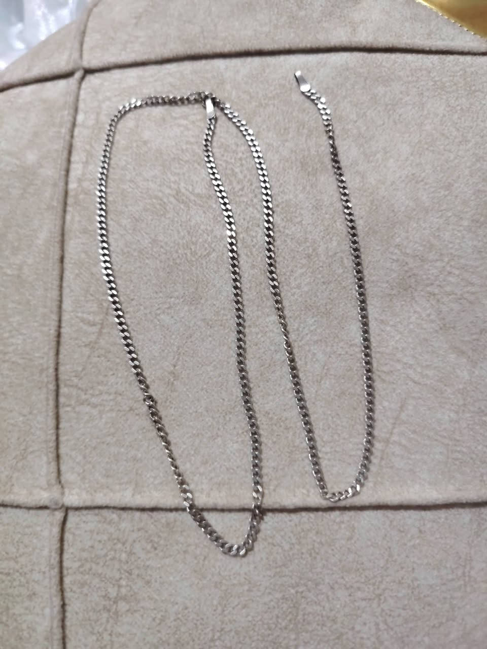 اخوان هذن زنجيل عدد 2 وسوار واحد الزنجيل واحد 82 غرام وسوار وزنجيل وزن 16 غرام ونص
سعر الغرام 5 الاف مكاني بصره ابي الخصيب ماعدي توصيل رقم الهاتف ***********
