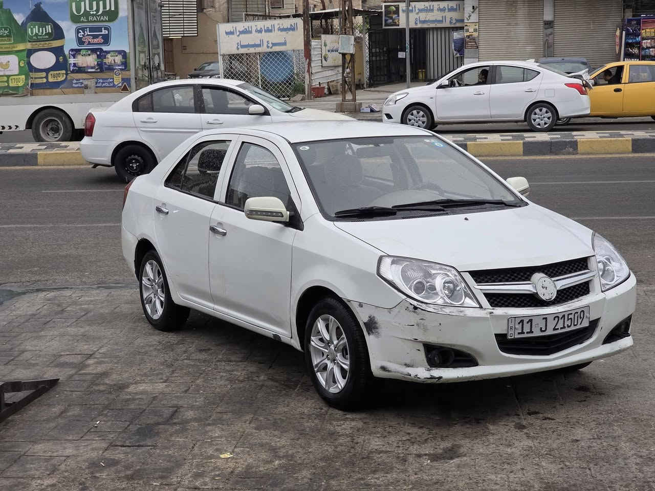 سلام عليكم جيلي MK٢٠١١رقم هاتف ***********
